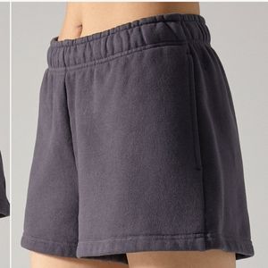 TNA cozy fleece sweatshort